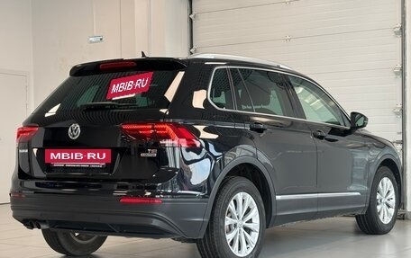 Volkswagen Tiguan II, 2017 год, 2 390 000 рублей, 7 фотография
