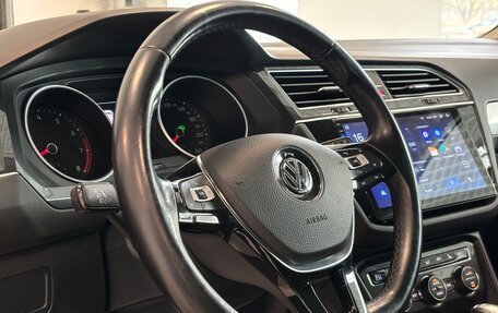 Volkswagen Tiguan II, 2017 год, 2 390 000 рублей, 11 фотография
