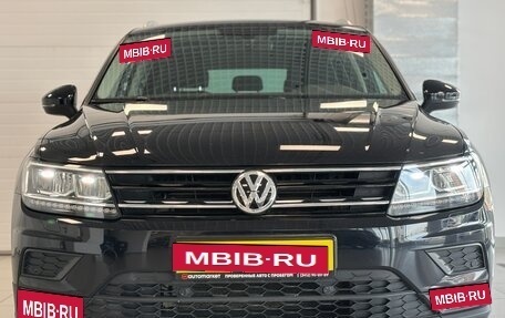 Volkswagen Tiguan II, 2017 год, 2 390 000 рублей, 2 фотография