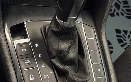 Volkswagen Tiguan II, 2017 год, 2 390 000 рублей, 14 фотография