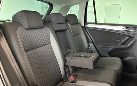 Volkswagen Tiguan II, 2017 год, 2 390 000 рублей, 20 фотография