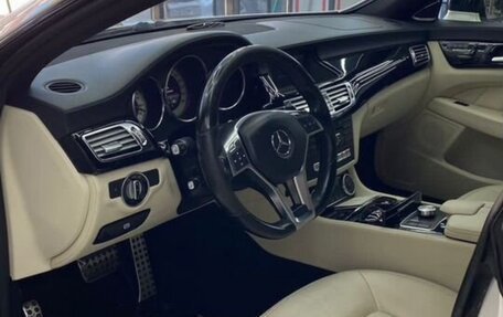 Mercedes-Benz CLS, 2013 год, 2 000 000 рублей, 11 фотография