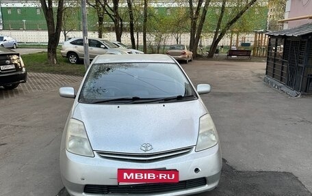 Toyota Prius, 2003 год, 470 000 рублей, 2 фотография