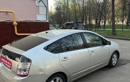 Toyota Prius, 2003 год, 470 000 рублей, 4 фотография