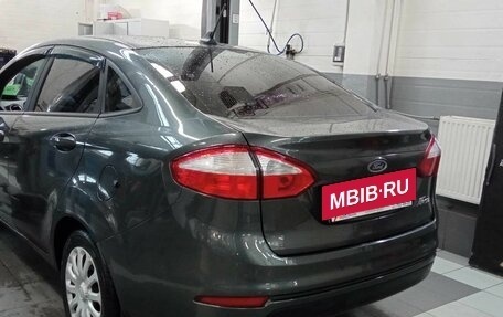 Ford Fiesta, 2018 год, 899 000 рублей, 4 фотография