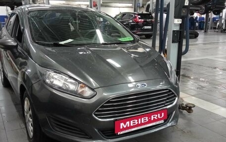 Ford Fiesta, 2018 год, 899 000 рублей, 2 фотография