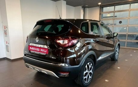 Renault Kaptur I рестайлинг, 2018 год, 1 850 000 рублей, 3 фотография