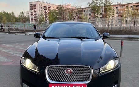 Jaguar XF I рестайлинг, 2013 год, 2 000 000 рублей, 2 фотография