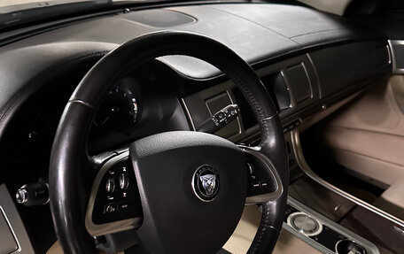 Jaguar XF I рестайлинг, 2013 год, 2 000 000 рублей, 19 фотография