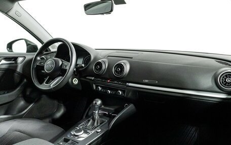Audi A3, 2019 год, 2 239 898 рублей, 9 фотография