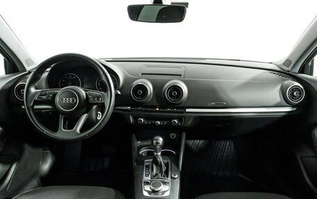 Audi A3, 2019 год, 2 239 898 рублей, 13 фотография