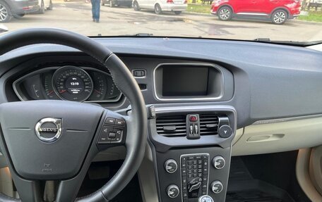 Volvo V40 Cross Country I, 2019 год, 2 299 000 рублей, 14 фотография