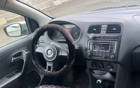 Volkswagen Polo VI (EU Market), 2012 год, 650 000 рублей, 5 фотография