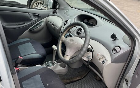 Toyota Platz, 2001 год, 420 000 рублей, 10 фотография