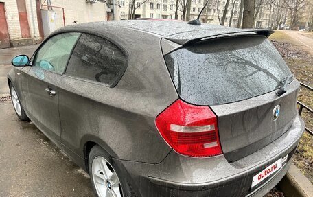 BMW 1 серия, 2007 год, 750 000 рублей, 3 фотография
