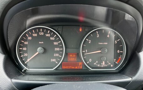 BMW 1 серия, 2007 год, 750 000 рублей, 10 фотография