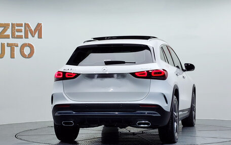Mercedes-Benz GLA, 2021 год, 3 800 000 рублей, 2 фотография