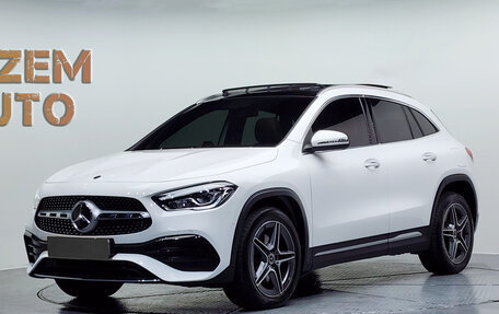 Mercedes-Benz GLA, 2021 год, 3 800 000 рублей, 3 фотография
