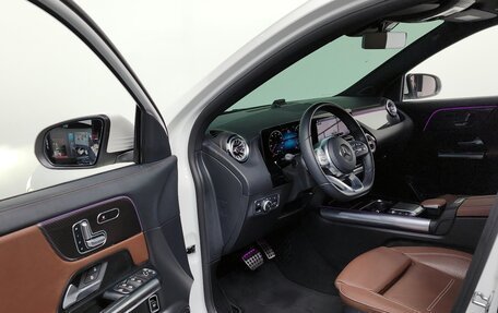 Mercedes-Benz GLA, 2021 год, 3 800 000 рублей, 12 фотография