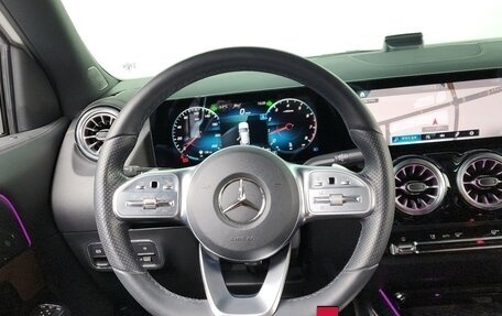 Mercedes-Benz GLA, 2021 год, 3 800 000 рублей, 14 фотография
