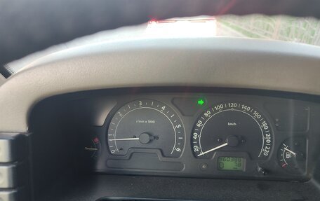 Land Rover Discovery III, 2003 год, 800 000 рублей, 7 фотография