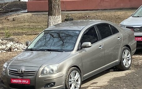 Toyota Avensis III рестайлинг, 2006 год, 670 000 рублей, 1 фотография