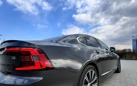 Volvo S90 II рестайлинг, 2021 год, 3 500 000 рублей, 7 фотография