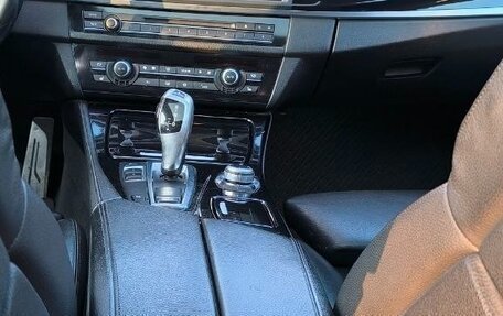 BMW 5 серия, 2011 год, 1 800 000 рублей, 5 фотография