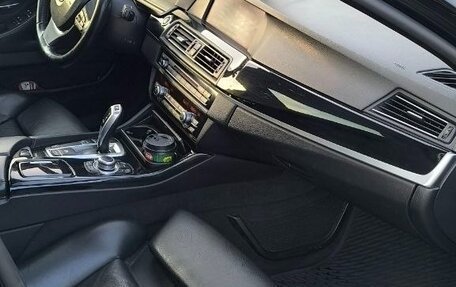BMW 5 серия, 2011 год, 1 800 000 рублей, 13 фотография