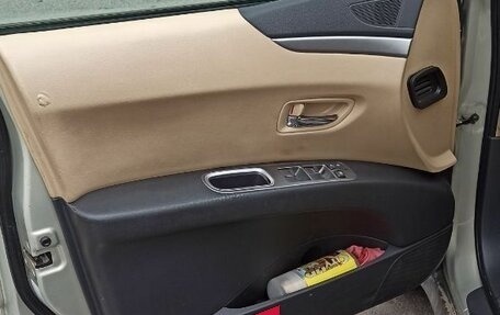 Subaru Tribeca I рестайлинг, 2005 год, 1 100 000 рублей, 4 фотография