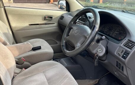 Toyota Gaia, 1998 год, 650 000 рублей, 8 фотография
