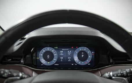 Land Rover Range Rover Evoque II, 2023 год, 5 999 000 рублей, 12 фотография