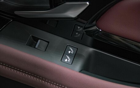 Land Rover Range Rover Evoque II, 2023 год, 5 999 000 рублей, 22 фотография