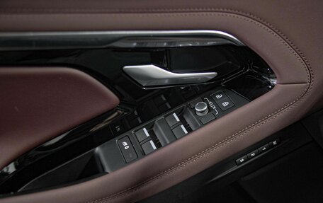 Land Rover Range Rover Evoque II, 2023 год, 5 999 000 рублей, 16 фотография