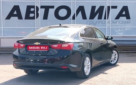 Chevrolet Malibu IX, 2018 год, 1 365 000 рублей, 2 фотография
