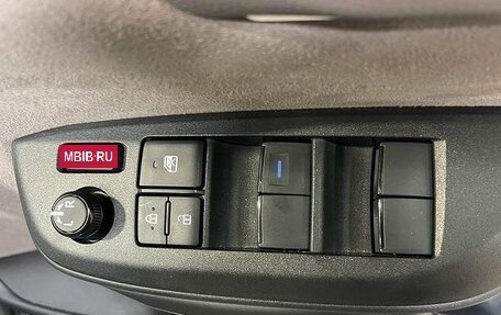 Toyota Yaris, 2022 год, 1 040 033 рублей, 16 фотография