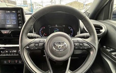 Toyota Yaris Cross, 2022 год, 1 183 033 рублей, 12 фотография