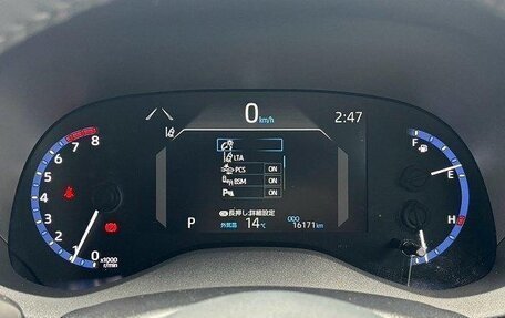Toyota Yaris Cross, 2022 год, 1 183 033 рублей, 14 фотография