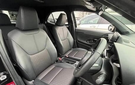 Toyota Yaris Cross, 2022 год, 1 183 033 рублей, 10 фотография