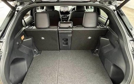 Toyota Yaris Cross, 2022 год, 1 183 033 рублей, 18 фотография
