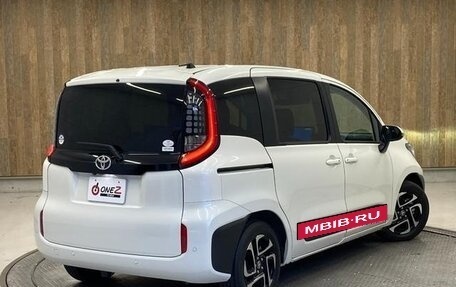 Toyota Sienta, 2022 год, 1 150 033 рублей, 8 фотография