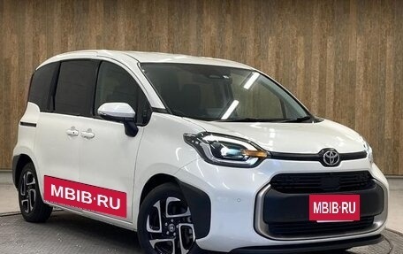 Toyota Sienta, 2022 год, 1 150 033 рублей, 11 фотография