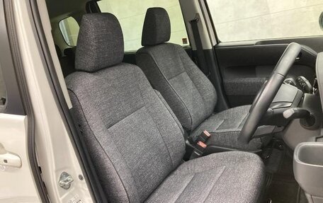 Toyota Sienta, 2022 год, 1 150 033 рублей, 15 фотография