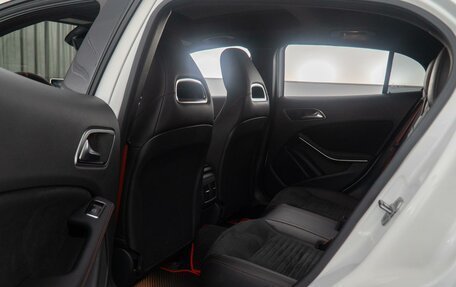 Mercedes-Benz GLA AMG, 2018 год, 3 750 000 рублей, 11 фотография
