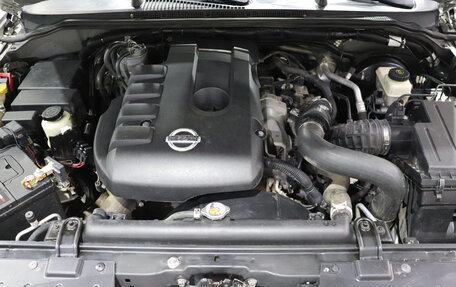 Nissan Navara (Frontier), 2013 год, 1 650 000 рублей, 9 фотография