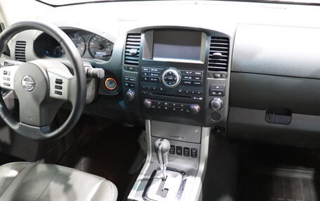 Nissan Navara (Frontier), 2013 год, 1 650 000 рублей, 13 фотография