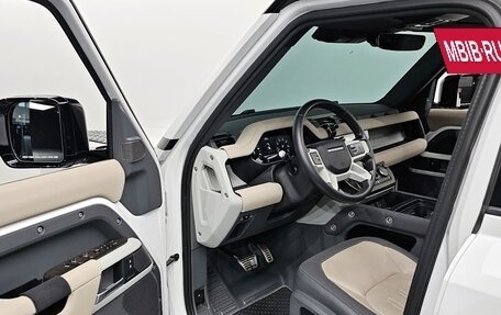Land Rover Defender II, 2022 год, 6 860 000 рублей, 10 фотография