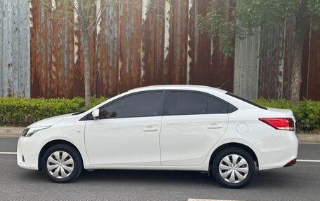 Toyota Yaris XP150 рестайлинг, 2021 год, 1 280 000 рублей, 7 фотография