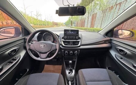 Toyota Yaris XP150 рестайлинг, 2021 год, 1 280 000 рублей, 8 фотография