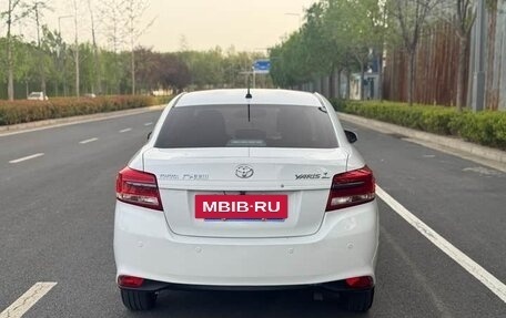 Toyota Yaris XP150 рестайлинг, 2021 год, 1 280 000 рублей, 5 фотография